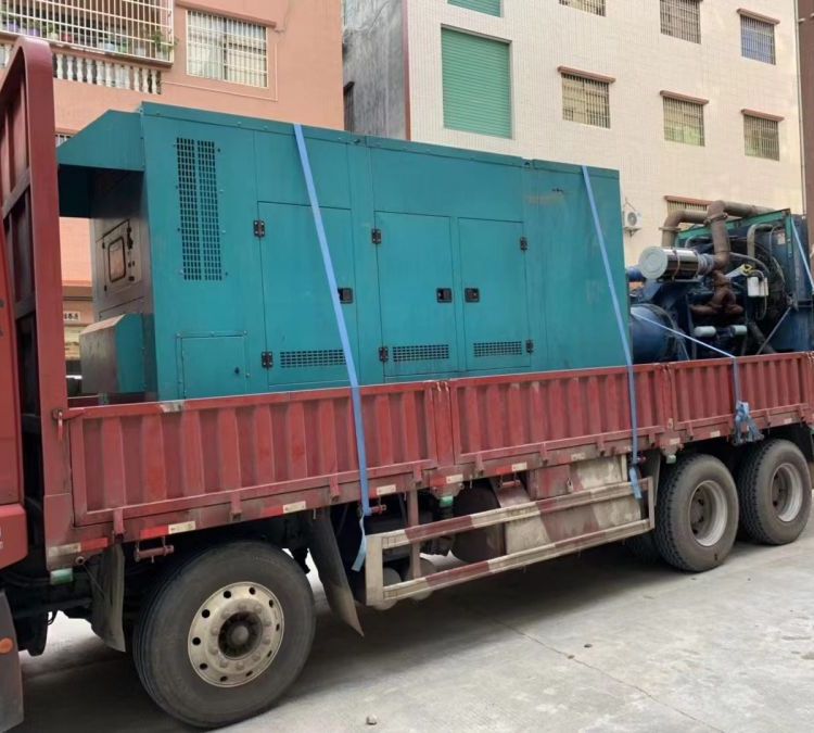 方正如何在不同负载率下确保 400KW 柴油发电机组的正常运行？