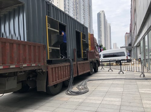 方正柴油发电机空气滤清器在不同季节的更换周期是否有差异？