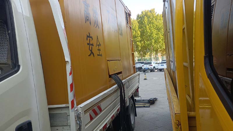 方正如何判断柴油发电机组和UPS电源的切换时间是否符合要求?