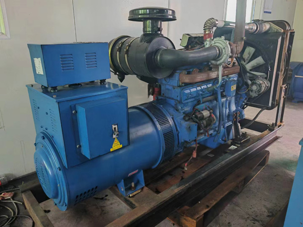 方正100kW柴油发电机组使用多级机油有哪些优缺点？